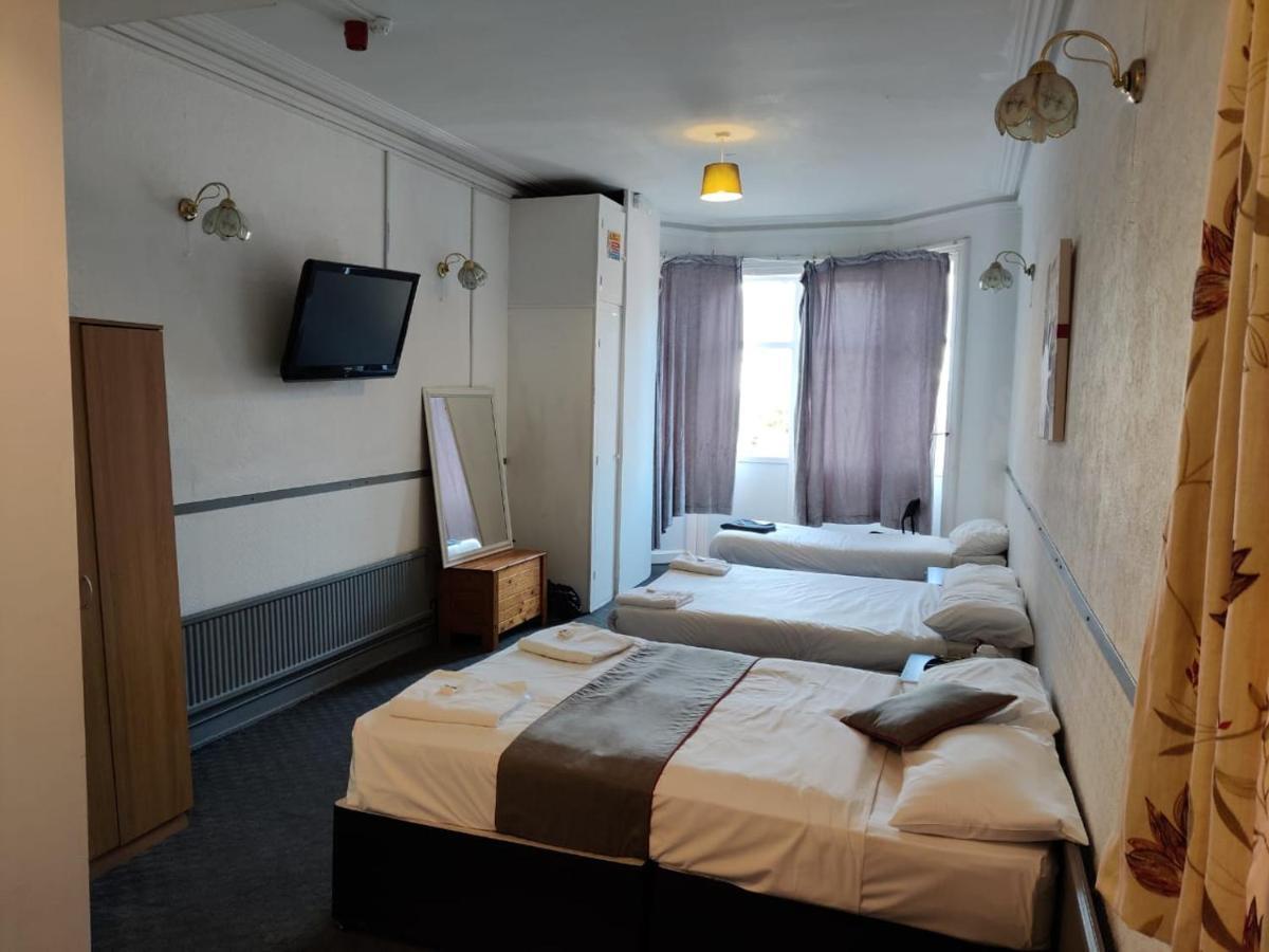 Guest House 46 블랙풀 외부 사진